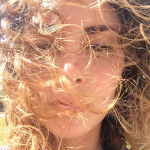 Meet your Posher, Gabriela